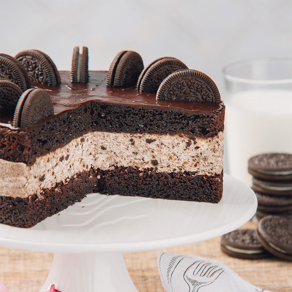 Cookies & Cream Cheesecake – La Rocca Cakes