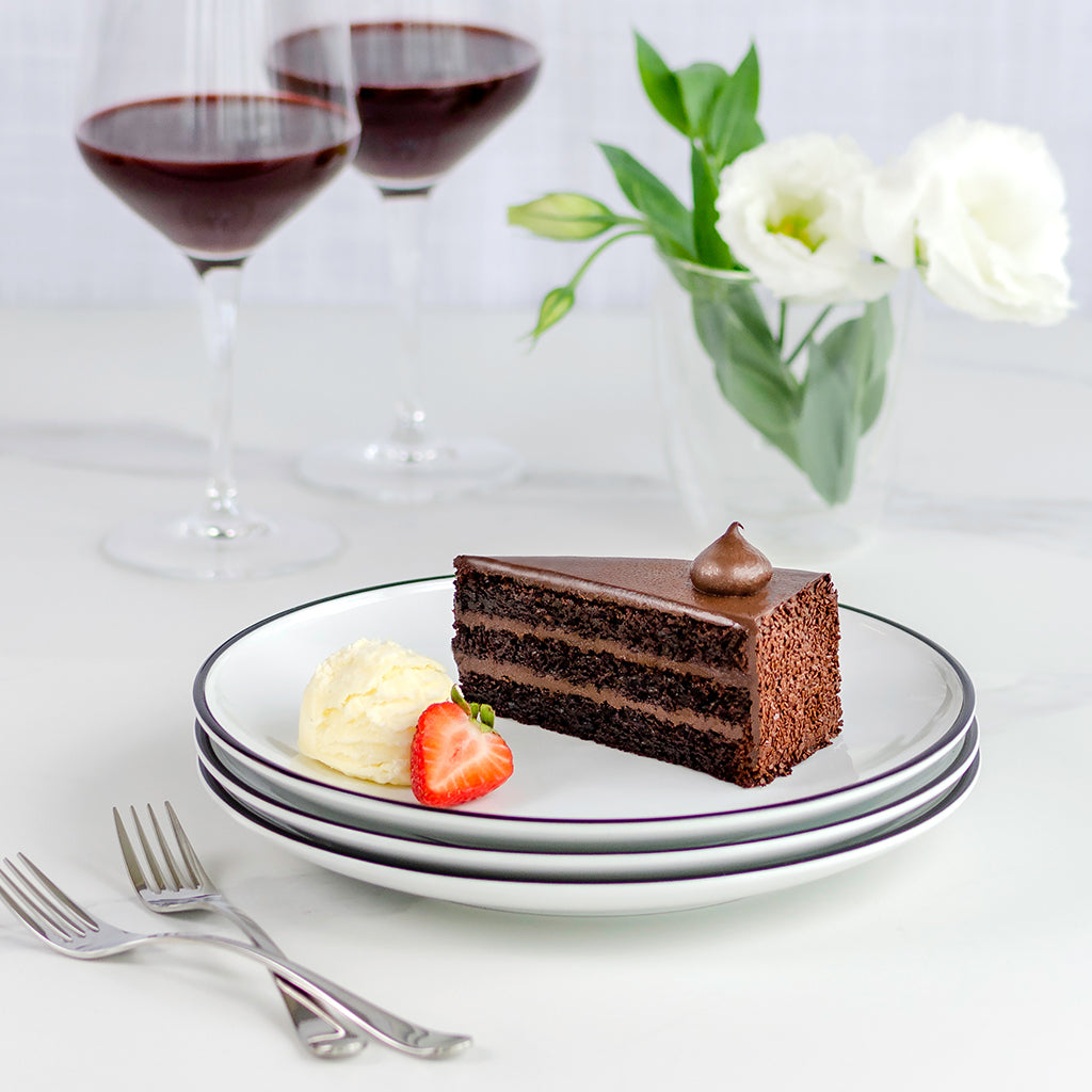 PreSliced Chocolate Fudge Cake La Rocca Cakes